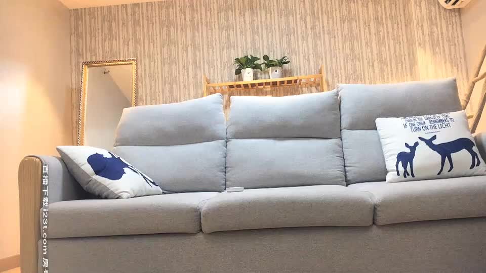 午夜寻花约了个黑裙大长腿少妇，扣逼舔奶调情沙发上位骑坐抽插猛操