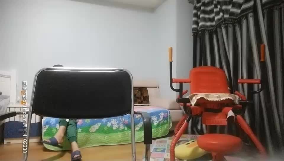 二哥午夜探花约了个长裙熟女tp啪啪，穿上黑丝口交上位骑乘大力猛操