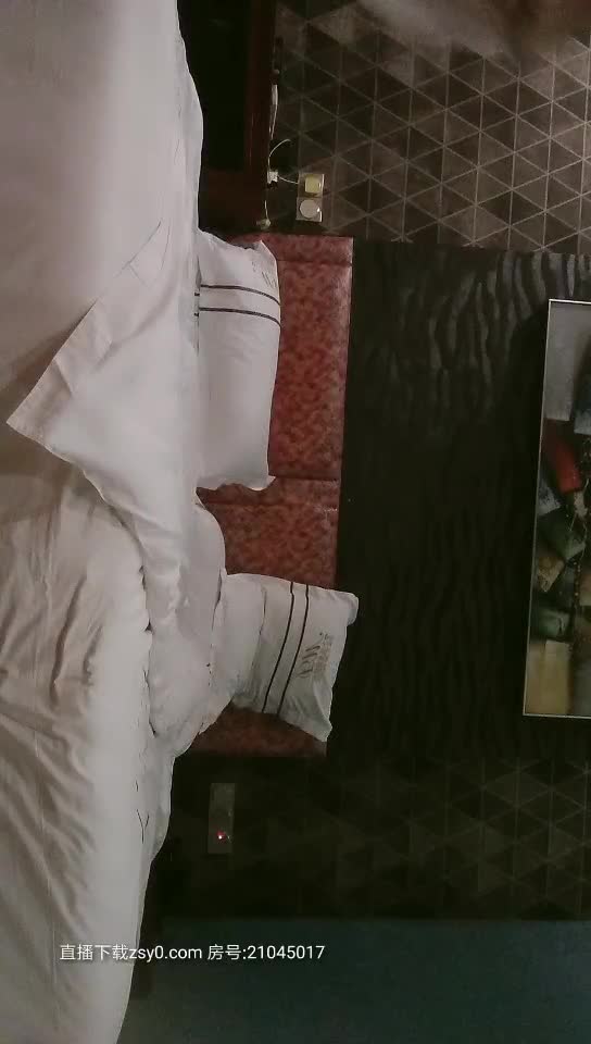 [u3c3.com]2020.9.8，【b哥探花秀】小少妇胸不错，形状完美很坚挺，舔穴狂魔连干两炮，高清源码录制