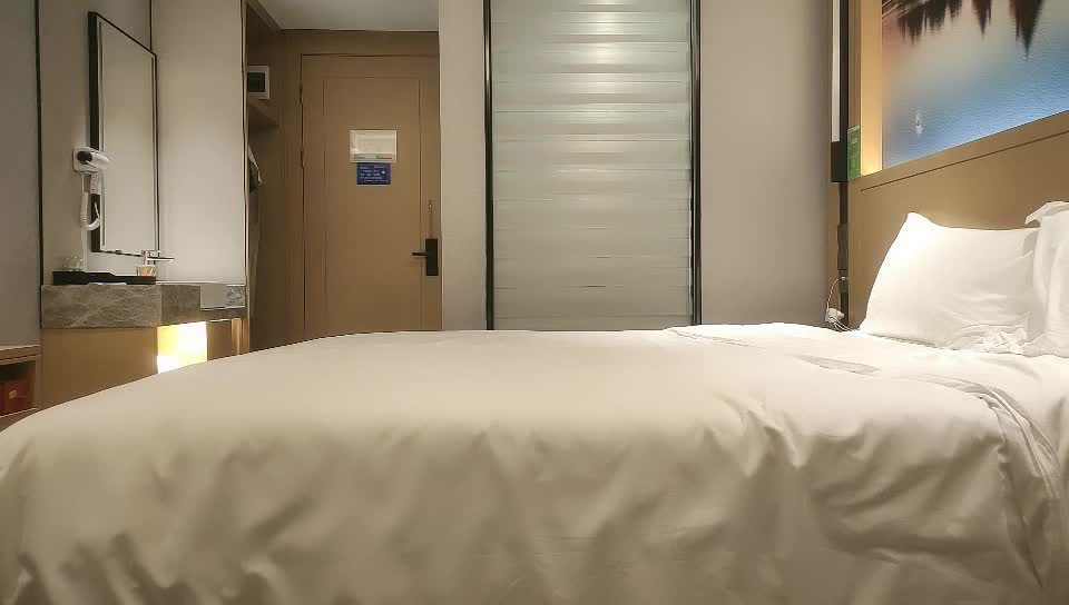 2048.cc@[原-版-]_025_小-马-寻-花-_啪-啪-_20210830