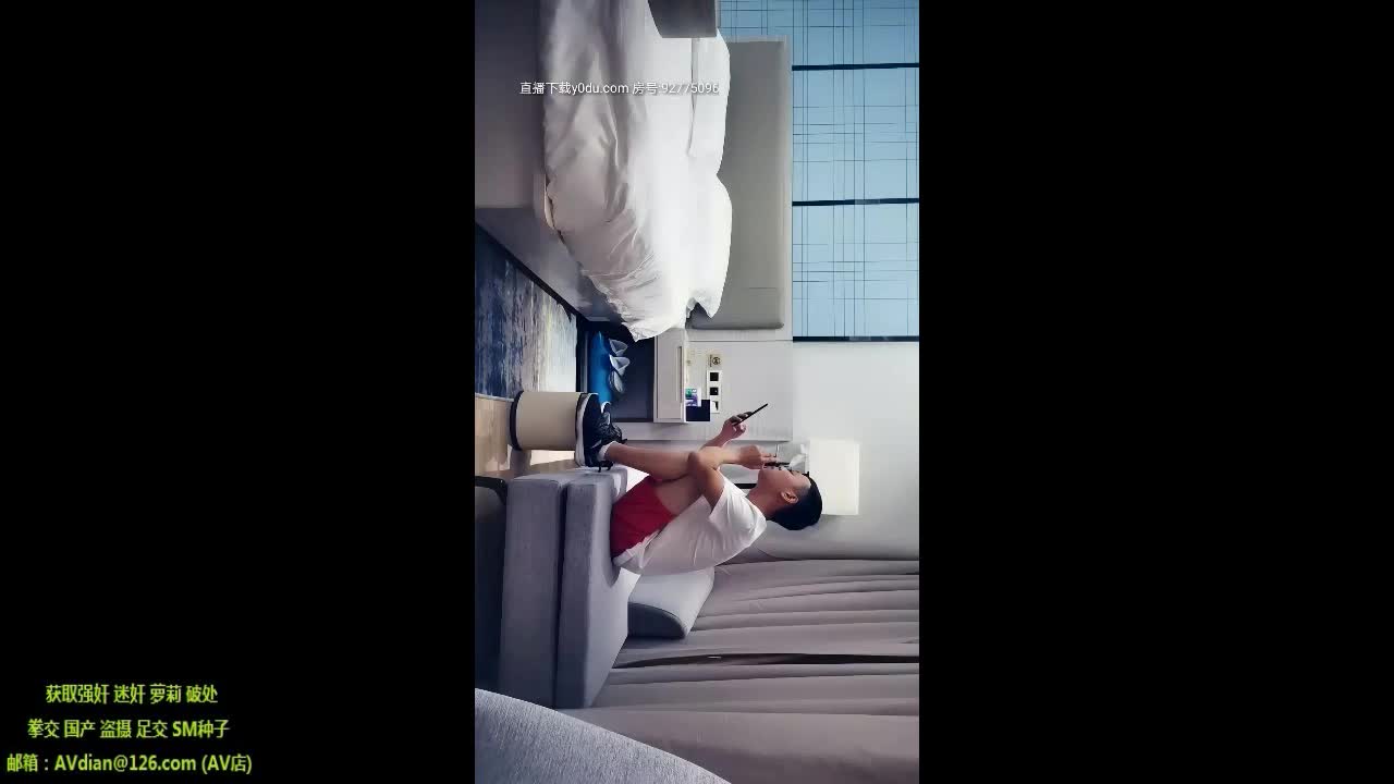 【ai高清2k修复】【9总全国探花】黄先生代班，高颜值纹身外围妹子调情一番骑坐猛操呻吟