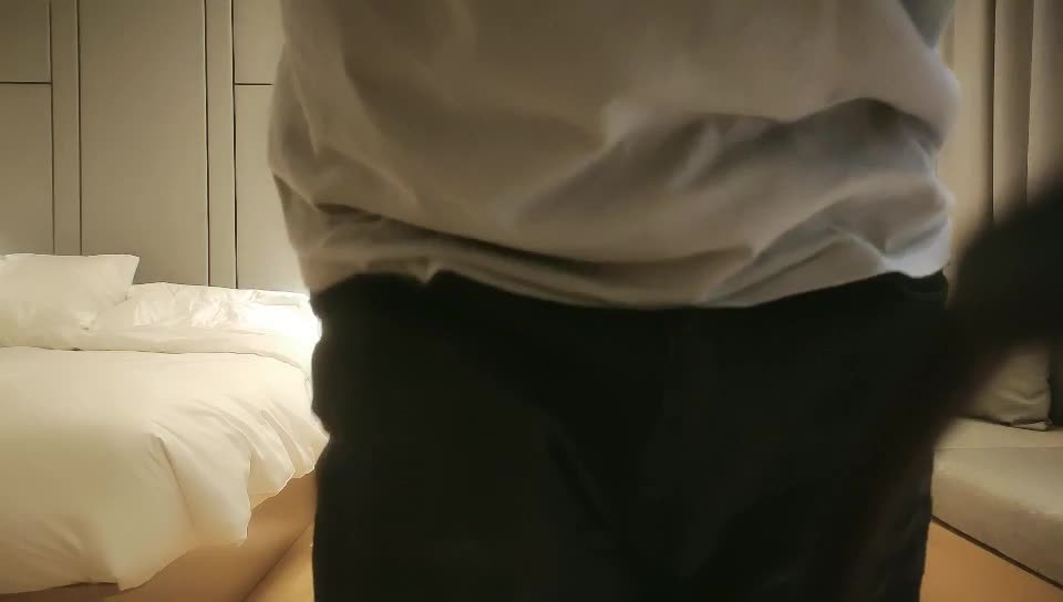 2048.cc@[原版]_015_文轩探花_啪啪第一场_20210526