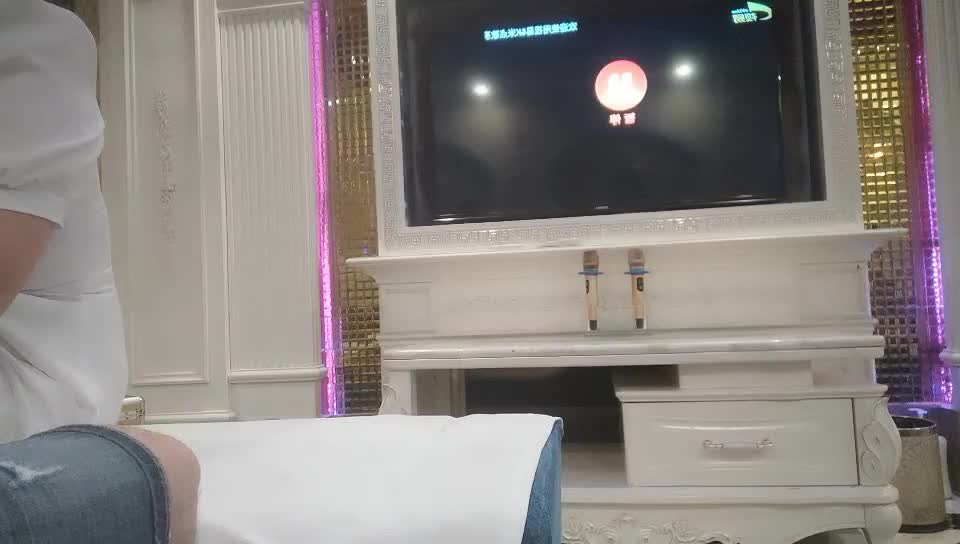 2048.cc@[原版]_014_伟哥寻花_勾搭技师啪啪_20210707