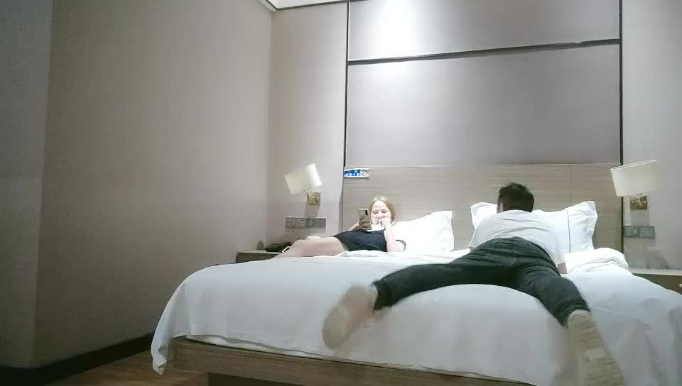 2048.cc@[原版]_004_低保户探花_啪啪_20210721