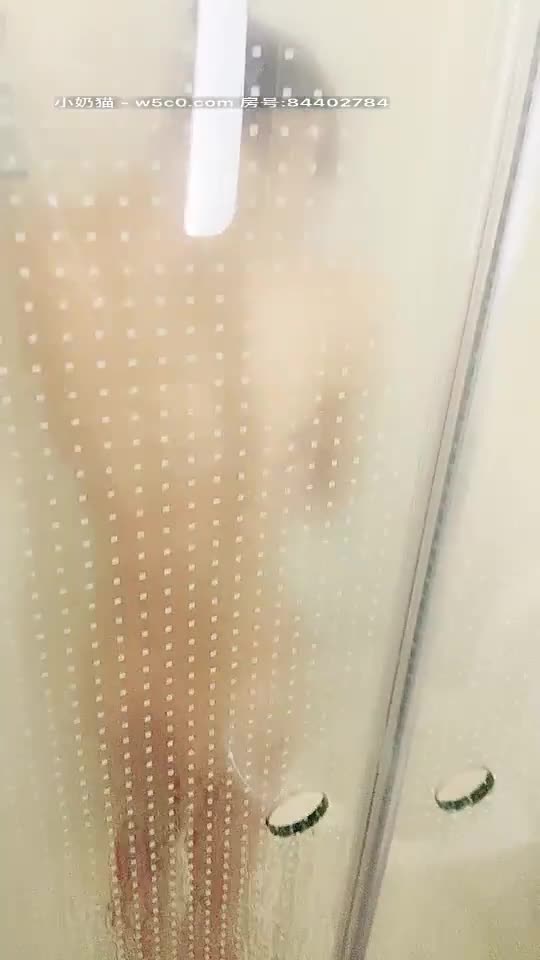 国产淫乱4P【颜射女神】跟闺蜜被猛男轮番蹂躏爆操【 76v】 (76)