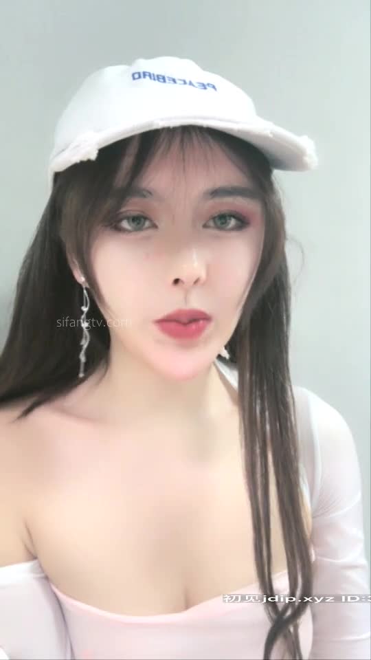 臀控福利~极品蜜桃臀臀控福利~极品蜜桃臀【唐泽雪_Arion】露脸美臀露奶露逼极品诱惑~含福利视频【271V】 (74)