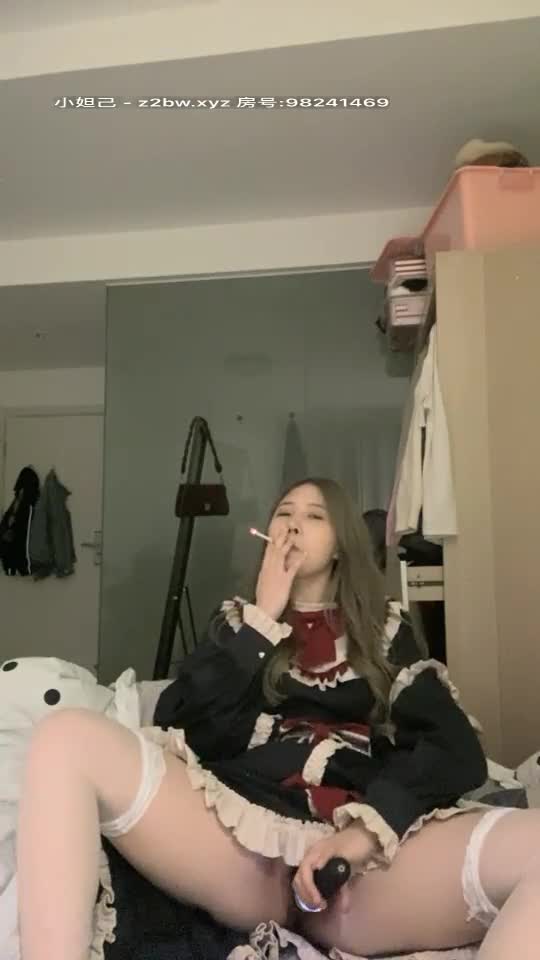 2048.cc@[原版]_021_乖乖_极品自慰b_20210110