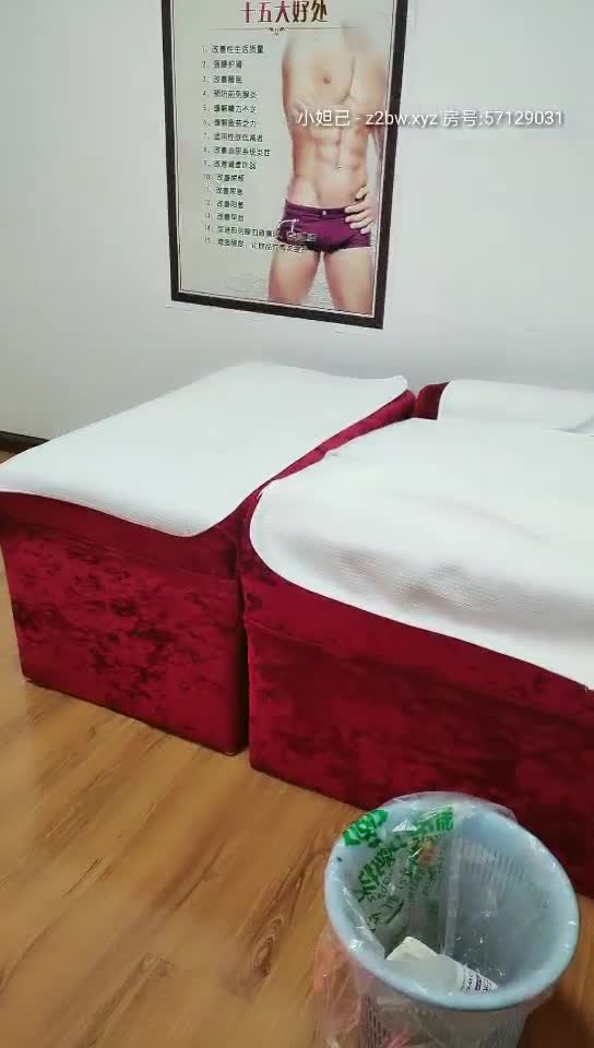 2048.cc@[原版]_004_z先生探花_啪啪双飞_20201222