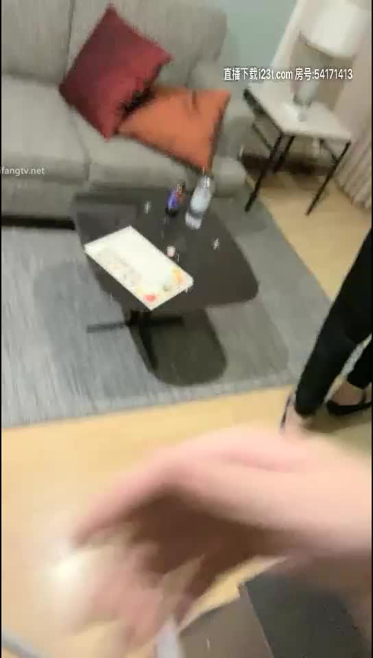 泰国阿飞，阿飞去泰国找漂亮姐姐泰国的妹子确实不错就是不知道到底是不是人妖【112v】 (91)