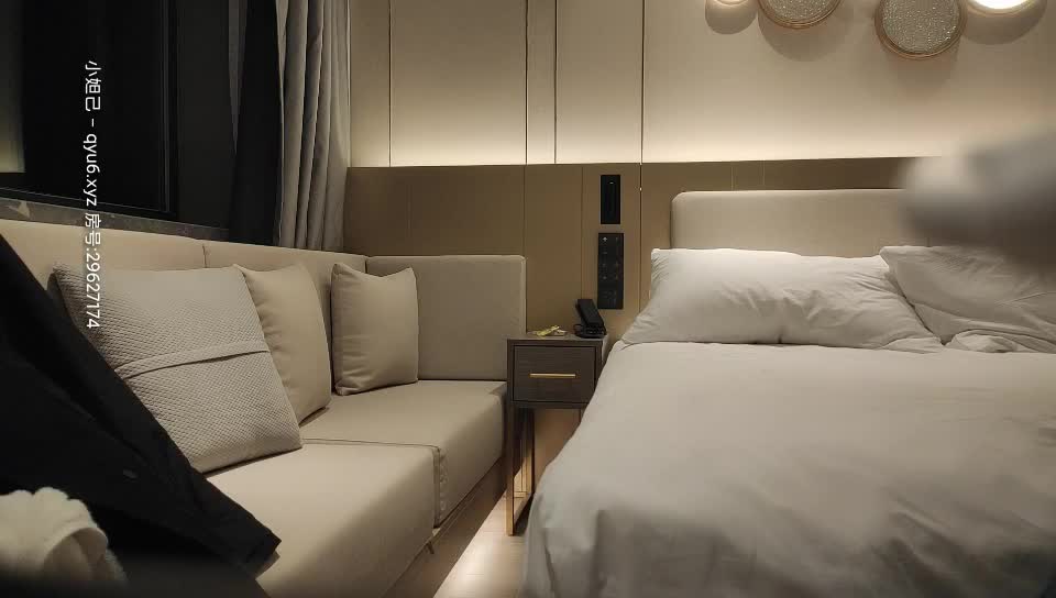 2048.cc@[原版]_009_带你寻遍全国外围学生妹_啪啪_20210421