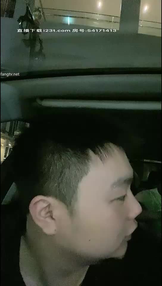 泰国阿飞，阿飞去泰国找漂亮姐姐泰国的妹子确实不错就是不知道到底是不是人妖【112v】 (90)