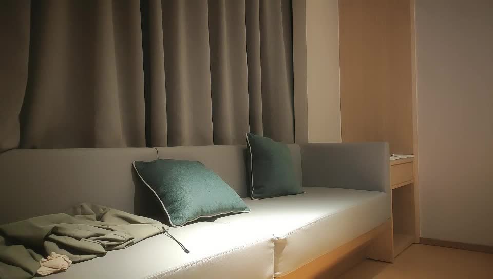 2048.cc@[原版]_016_文轩探花_啪啪第二场_20210506