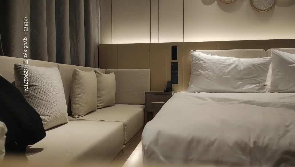 2048.cc@[原版]_012_带你寻遍全国外围学生妹_啪啪_20210420