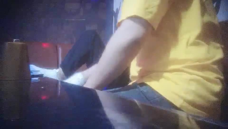 2048.cc@[原版]_008_人送外号杨导_啪啪_20210510