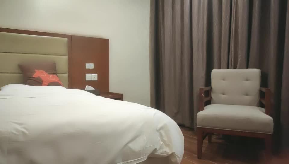 2048.cc@[原版]_041_小马寻花_啪啪_20210802