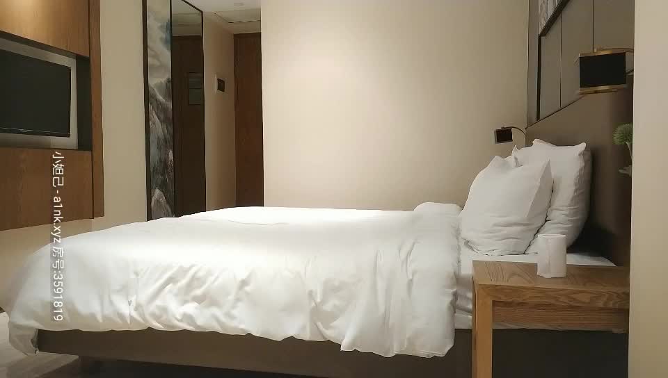 2048.cc@[原版]_037_野狼出击_啪啪_20210323