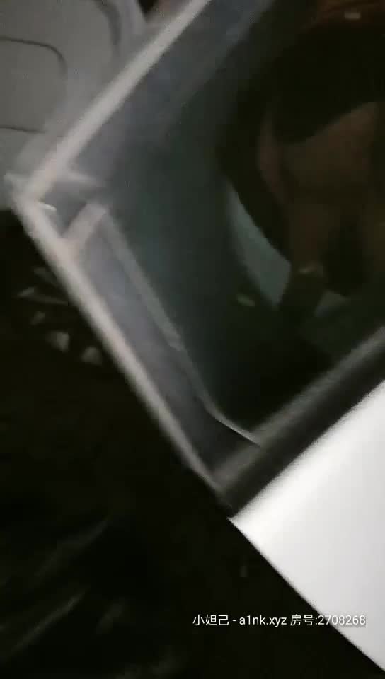 2048.cc@[原版]_024_陌生人前露出_密码房_20210307