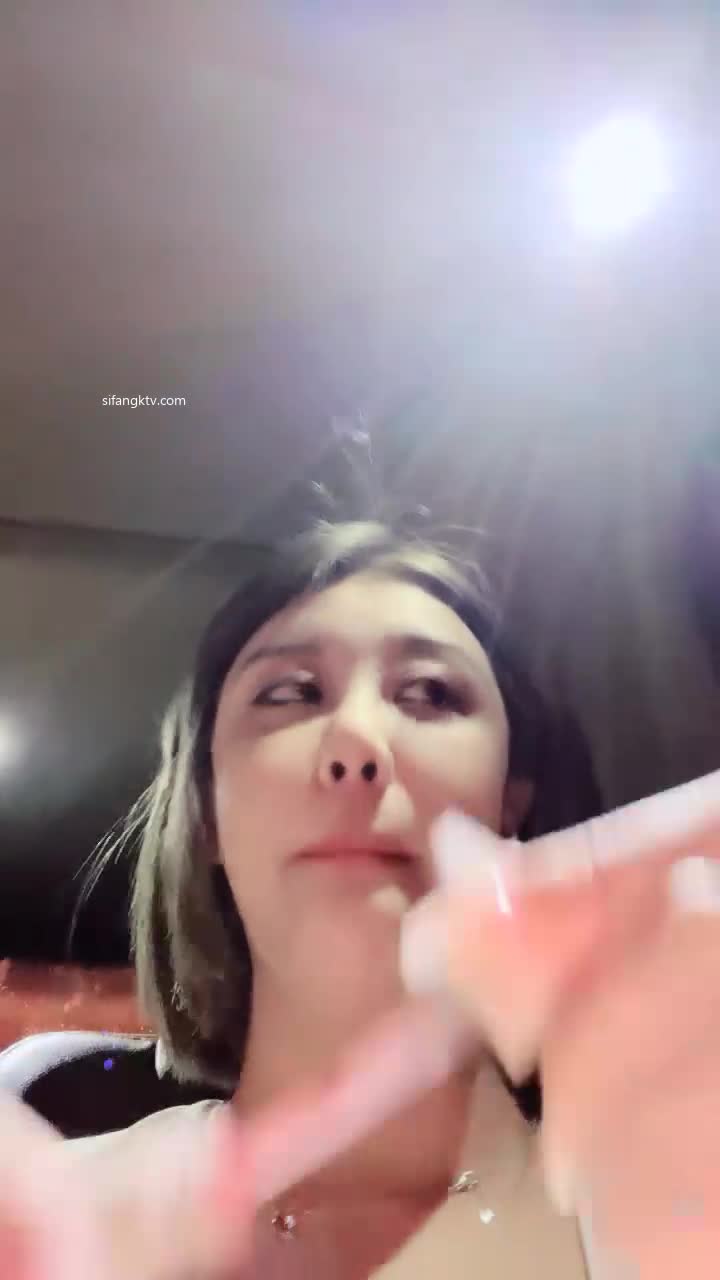 【极品主播】户外喷水女王【夕夕夕颜】最全合集【159V】 (81)