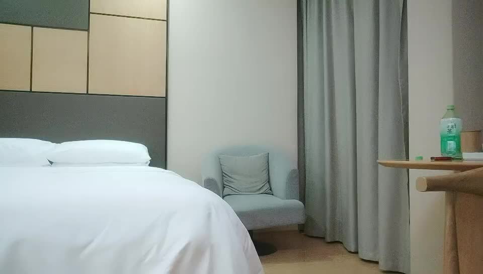 2048.cc@[原y版b]_017_大d吉j大d利l吉j_啪p啪p第d二e场c_20211015