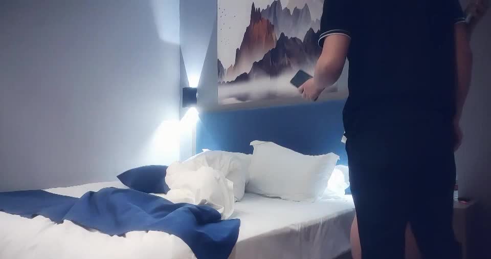 2048.cc@[原y版b]_001_阿a呆d寻x花h_啪p啪p_20220422