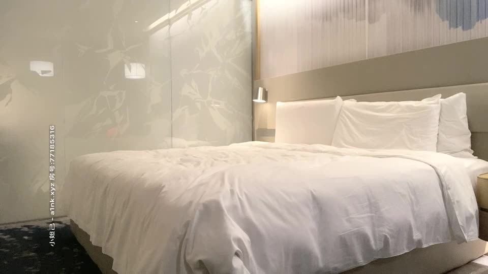 2048.cc@[原版]_047_小宝寻花_啪啪极品_20210414