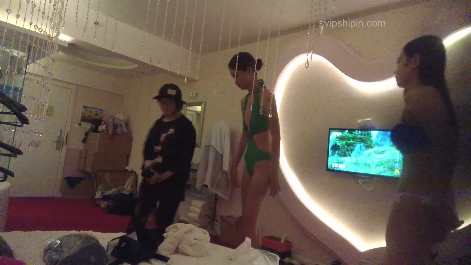 2048.cc@1378周晨萱和方琳9145