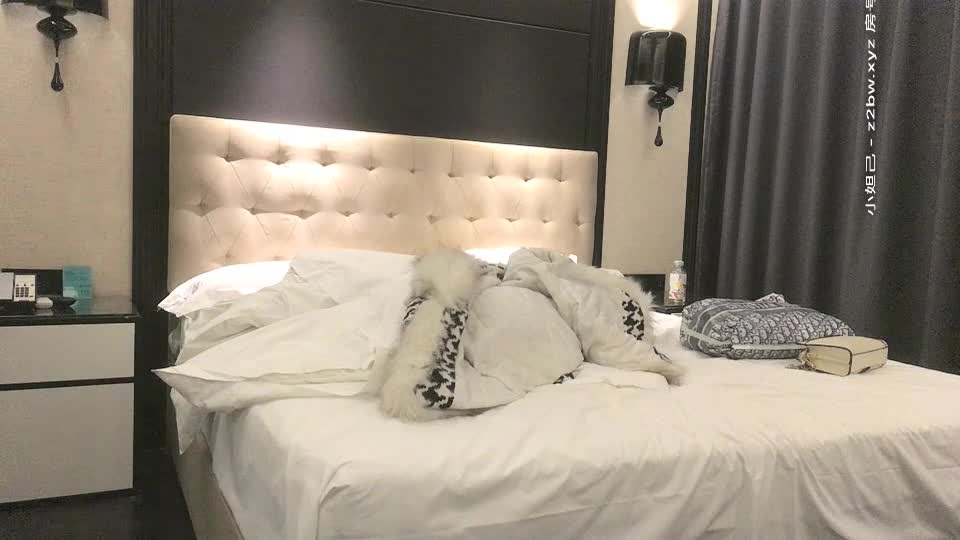 2048.cc@[原版]_031_文轩探花_啪啪极品b_20210124