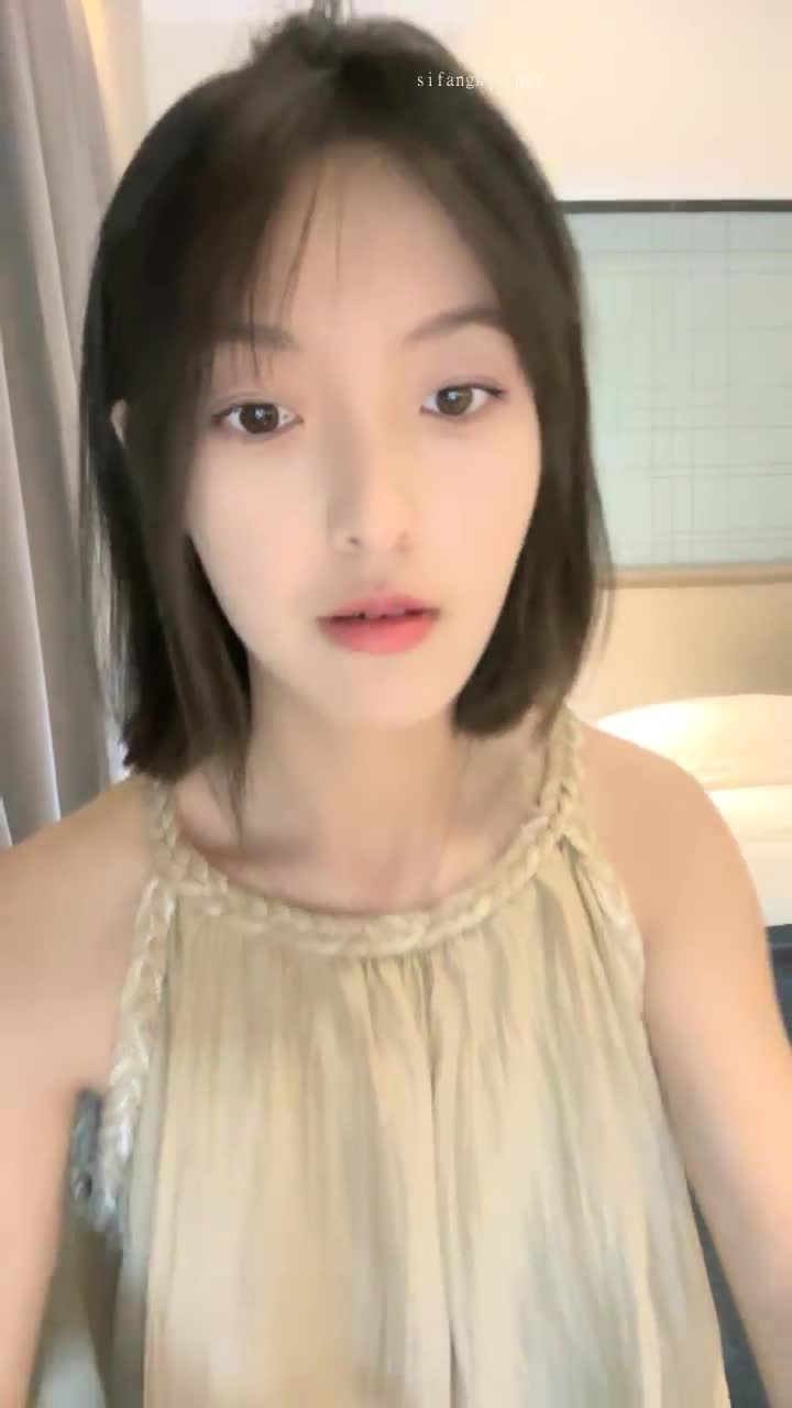 极度反差~揉逼自慰~超漂亮【04年艺校学妹】超大合集 【190V】 (68)