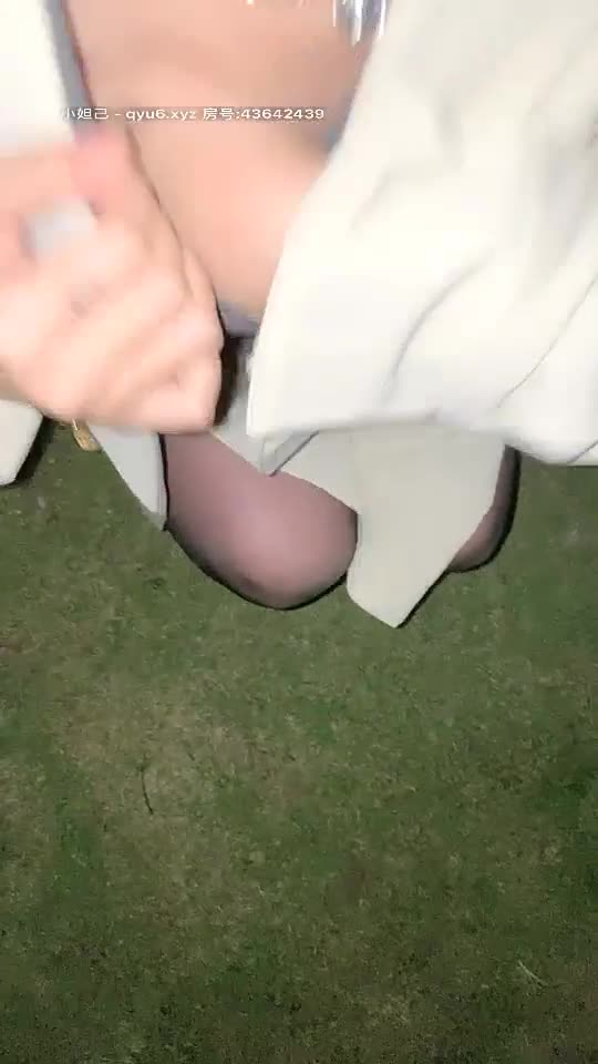 2048.cc@[原版]_028_唐唐_野战啪啪_20210421