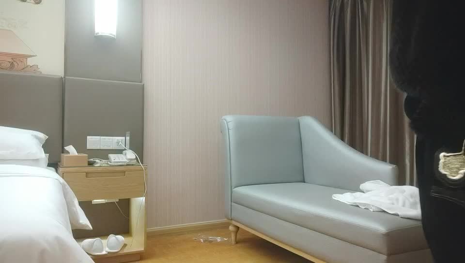 2048.cc@[原y版b]_057_用y利l抽c插c_啪p啪p第d三s场c_20211229