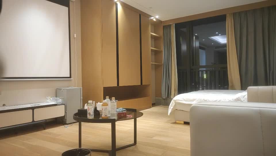 2048.cc@[原y版b]_057_我w有y一y台t拖t拉l机j_啪p啪p_20220312