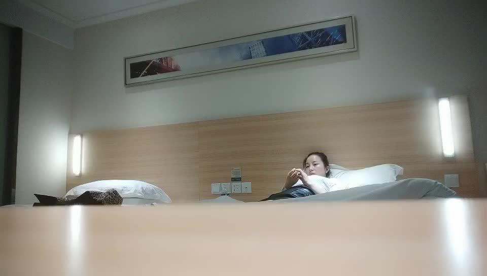 2048.cc@[原y版b]_036_十s三s探t花h_啪p啪p_20211105