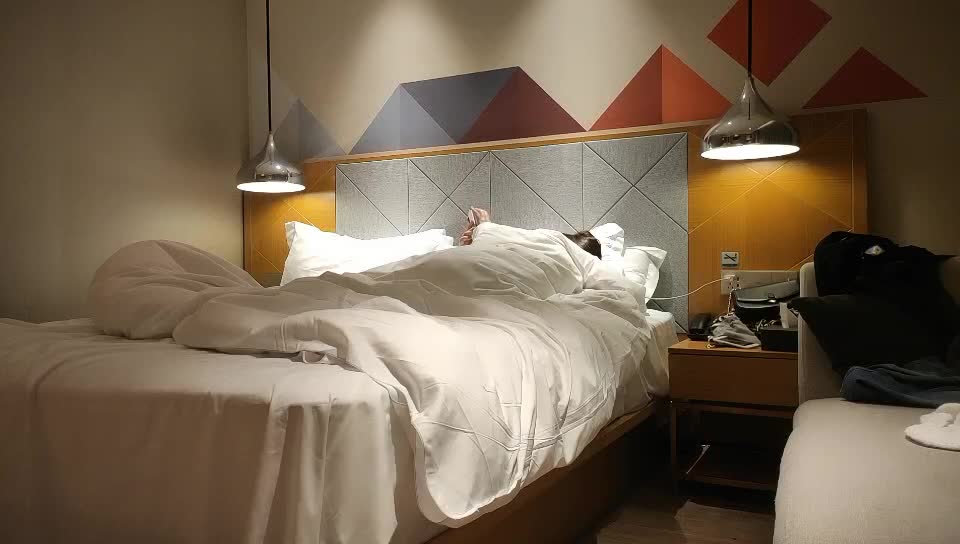 2048.cc@[原y_版b]_020_禁j_止z_吸x_烟y_啪p_啪p_第d_二e_场c_20211203