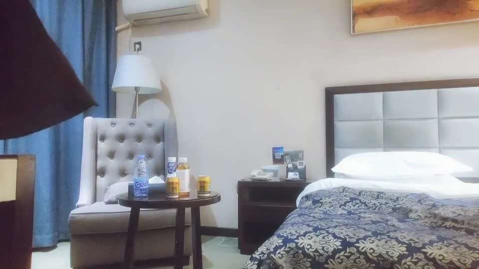 2048.cc@[原y版b]_068_挣z钱q娶q媳x妇f儿e_啪p啪p第d二e场c_20220428