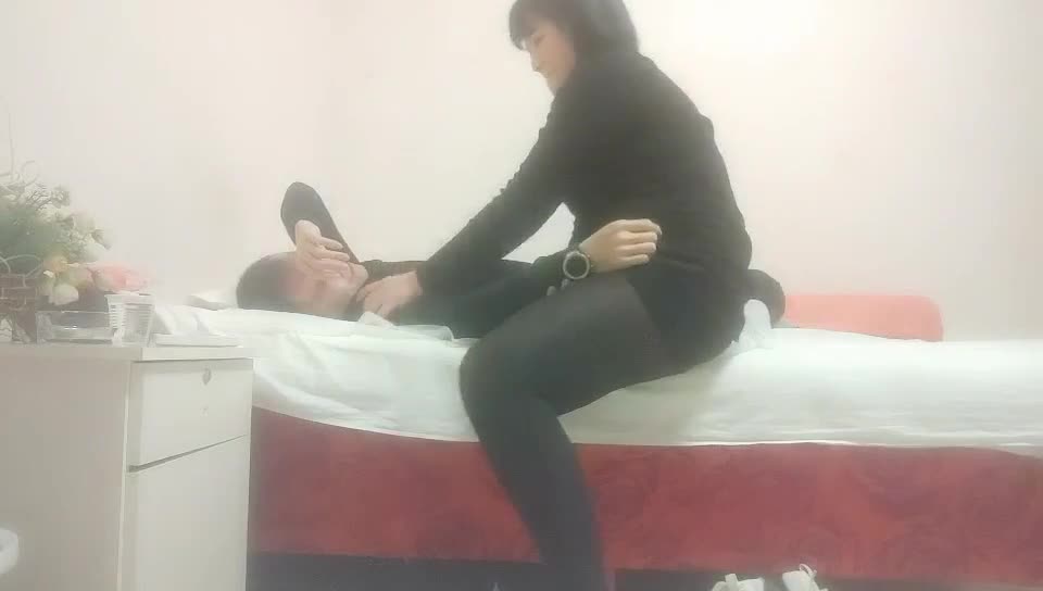 2048.cc@[原y版b]_023_光g头t强q寻x欢h_啪p啪p_20220123