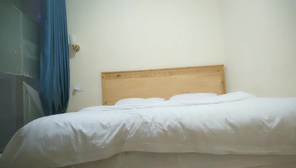 2048.cc@[原y版b]_057_战z狼l探t索s良l家j_啪p啪p_20210912