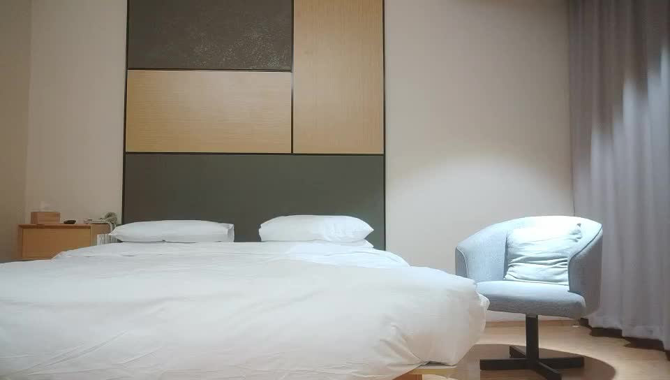 2048.cc@[原y版b]_050_开k发f探t索s_啪p啪p第d一y场c_20220121