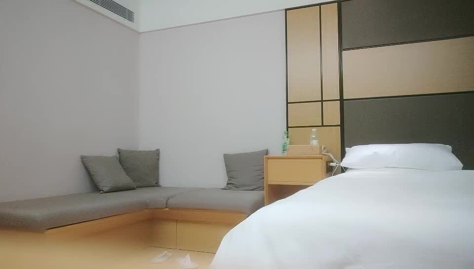 2048.cc@[原y版b]_034_用y利l抽c插c_啪p啪p第d二e场c_20211210