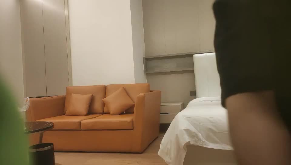 2048.cc@[原y版b]_064_我w有y一y台t拖t拉l机j_啪p啪p第d一y场c_20220313