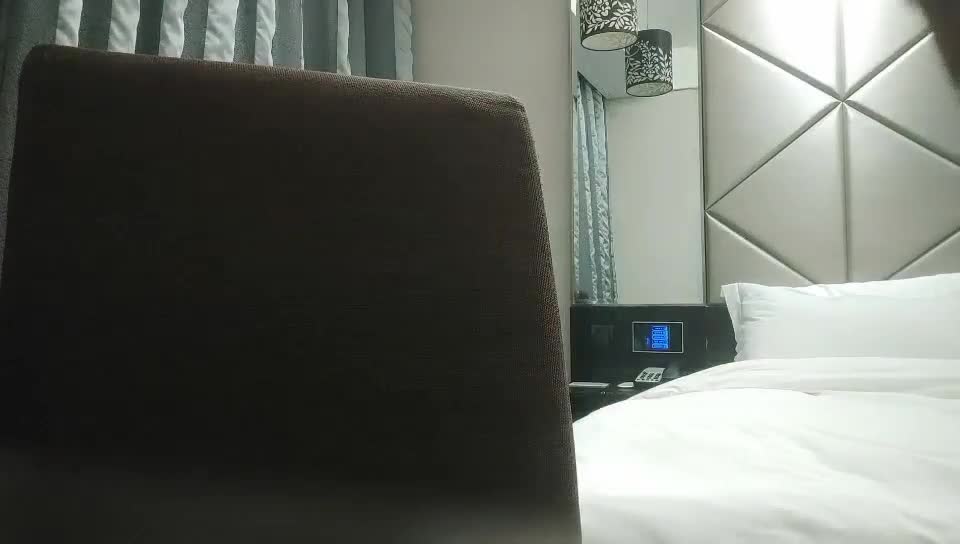 2048.cc@[原y版b]_040_用y利l抽c插c_啪p啪p第d一y场c_20211216