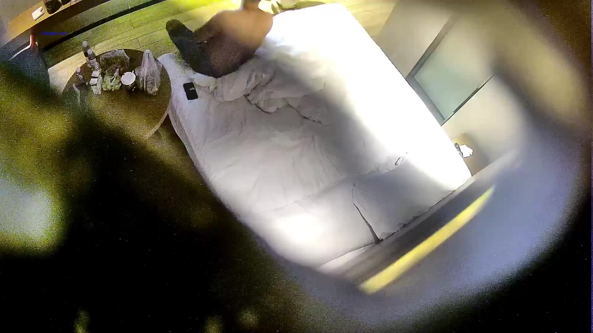 gc2048.com-2023-7-10新流出酒店偷拍学生情侣开房 身材极好的美女穿黑丝情趣叫声婉转动听