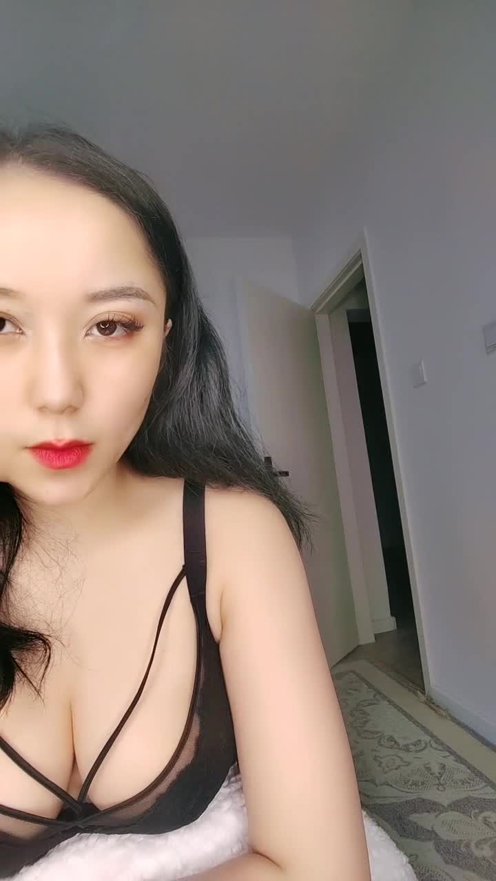 丰乳肥臀 哺乳期少妇【吞精兽】被炮友疯狂后入啪啪【61v】 (1)