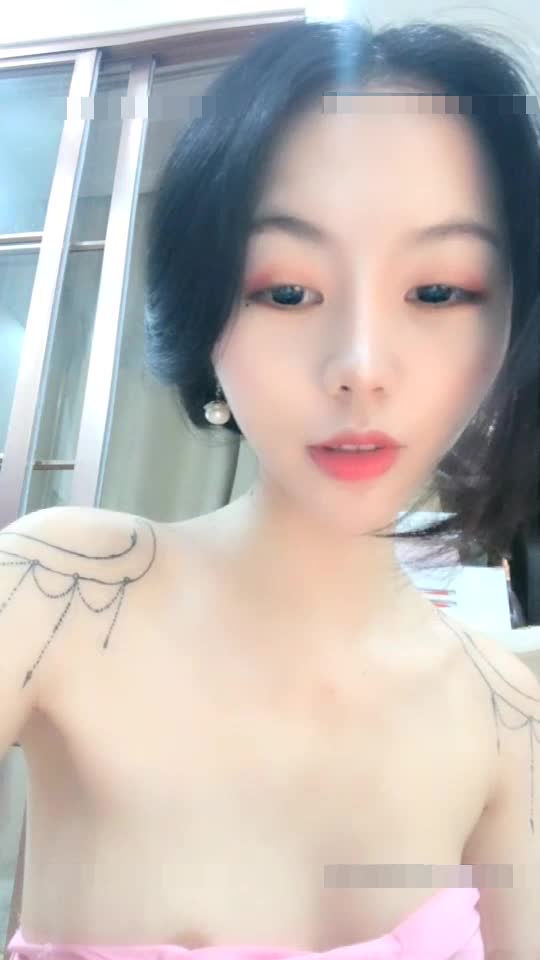 女神级嫩妹 极品主播 【丑曦 曦嘻吸熙】【160V 】 (87)