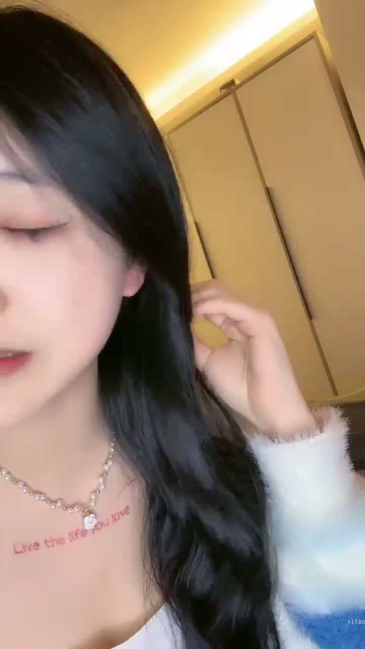 极品性感小姐姐无毛粉穴黑丝诱惑【成都丝丝】开裆黑丝69姿势互舔主动骑乘内射  更新至3月29【100v】 (36)