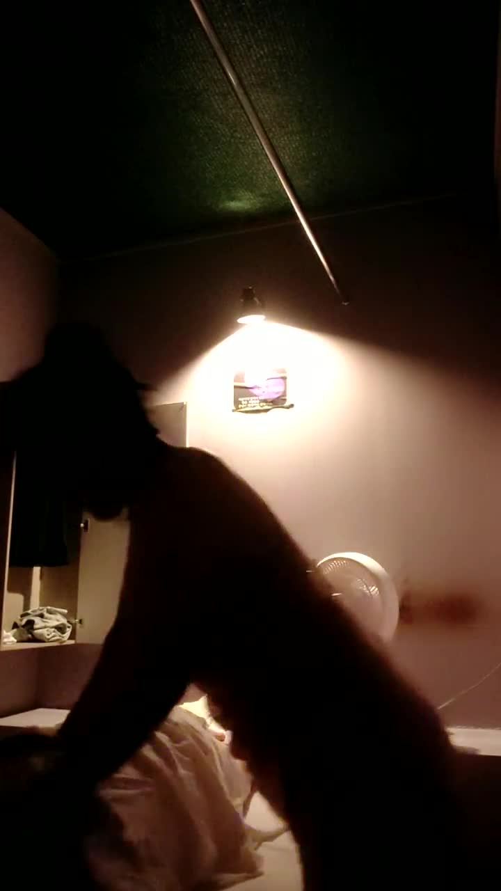 晗晗_20230531-223034-426