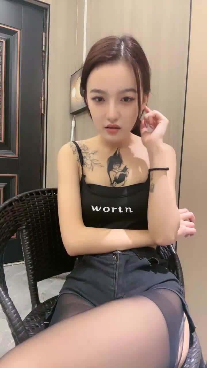 大长腿模特女神【蕾a】振动棒自慰扣逼白浆直流 人瘦逼肥【67V】 (8)