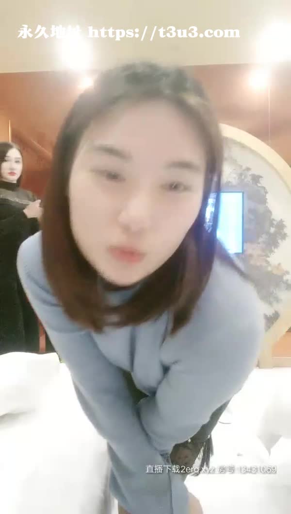 美乳丰臀极品骚女『西施姐姐』情趣酒店约粉丝找上门啪啪 闺蜜男友啪啪玩3P轮操【50v】 (27)