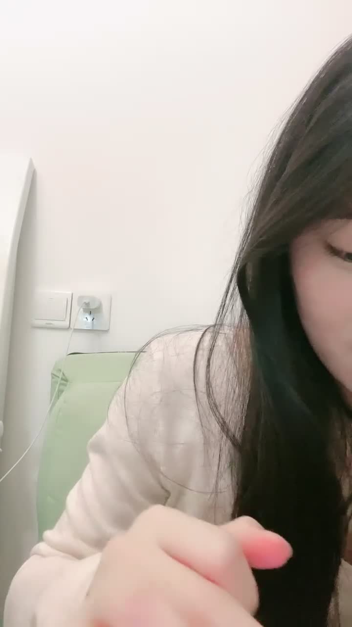 【不萌不淑女笨蛋美女在这里】 三点全露 道具自慰 白浆流水  (10)