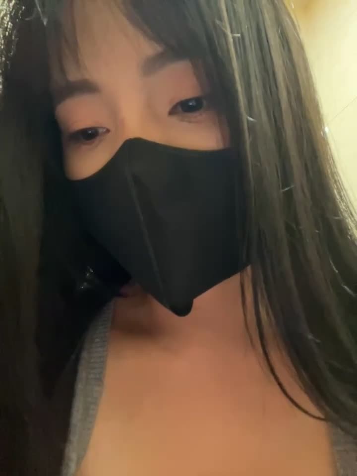 Asia-Lynn_2024-11-07_00-52-47_235