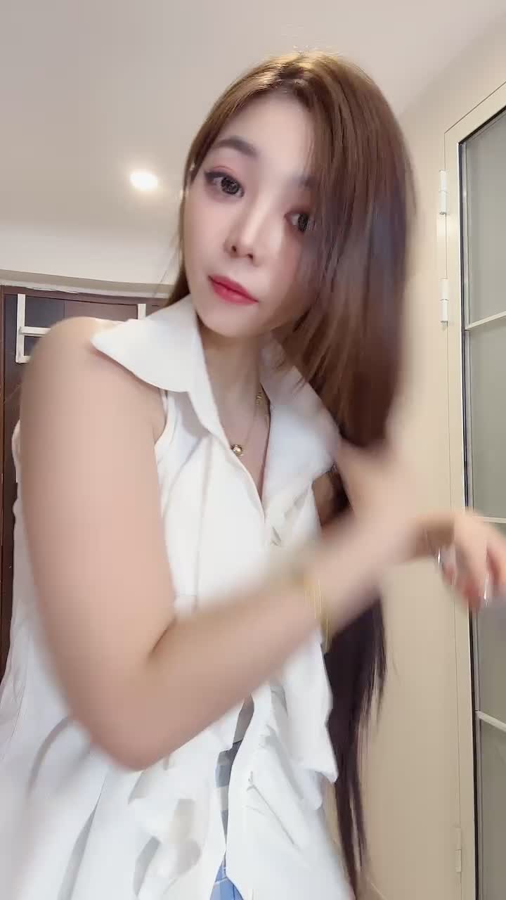 ri.bi@1605175725_清梅_20250126_023624